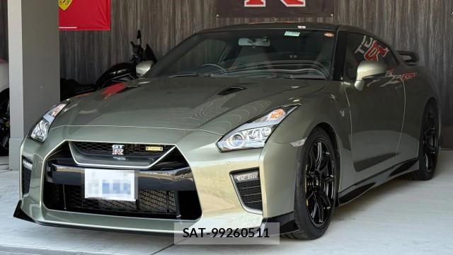 Nissan GT-R 2022-08 8815518-0