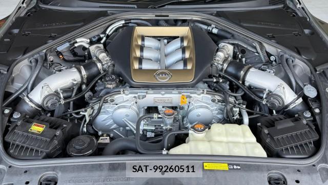 Nissan GT-R 2022-08 8815518-7