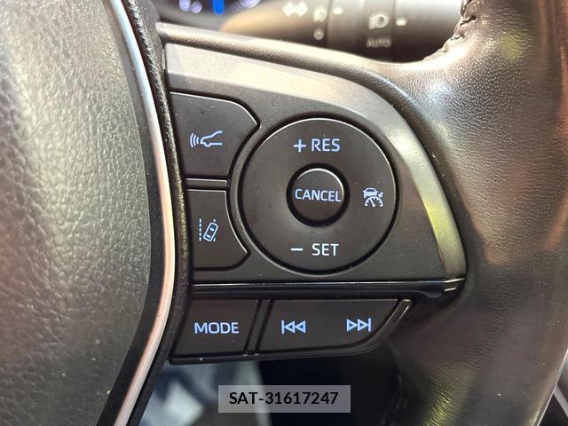 Toyota HARRIER HYBRID 2021-07 8813674-4