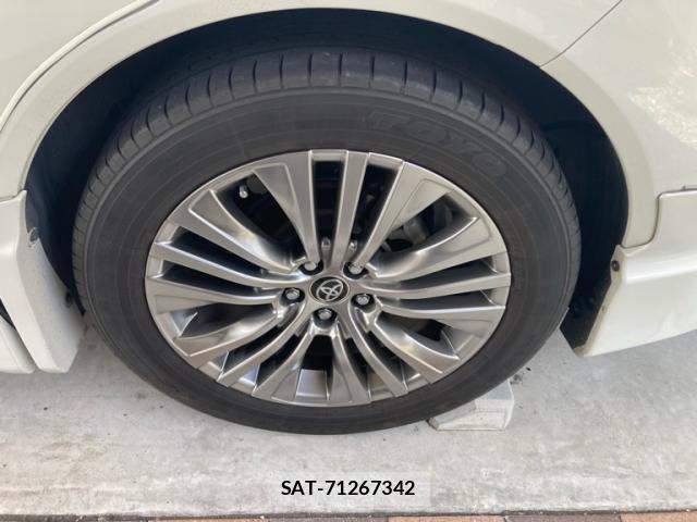 Toyota HARRIER HYBRID 2020-12 8817152-5