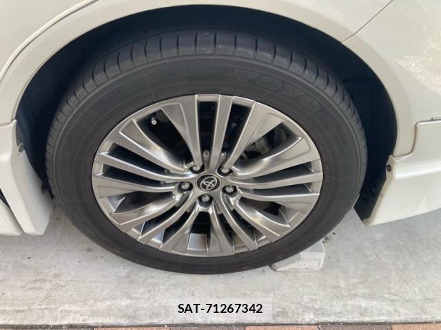 Toyota HARRIER HYBRID 2020-12 8817152-6