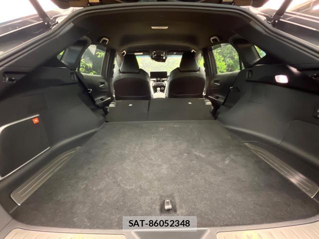 Toyota HARRIER 2023-03 8813704-9