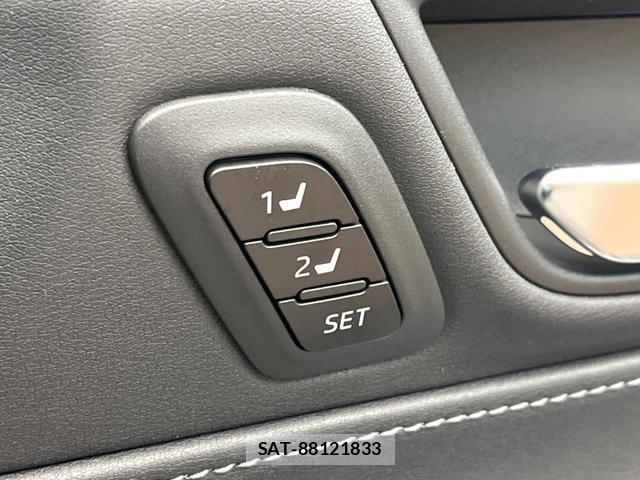 Toyota HARRIER 2023-04 8813705-7