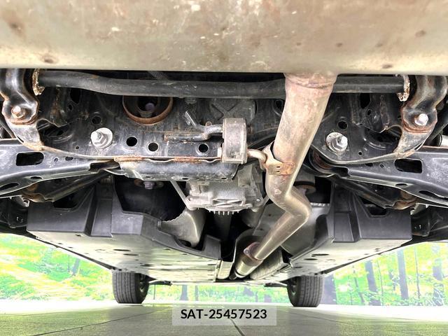 Toyota HARRIER 2023-10 8812055-19