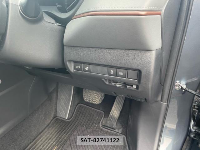 Toyota HARRIER 2022-05 8812364-11