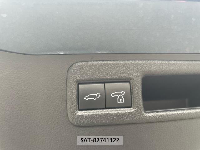 Toyota HARRIER 2022-05 8812364-18