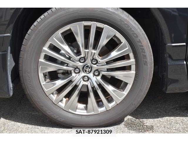 Toyota HARRIER 2025-07 8812662-8