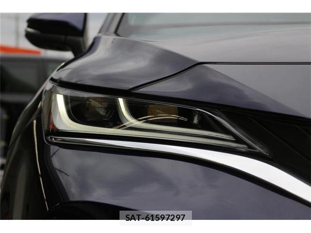 Toyota HARRIER 2021-06 8812802-11