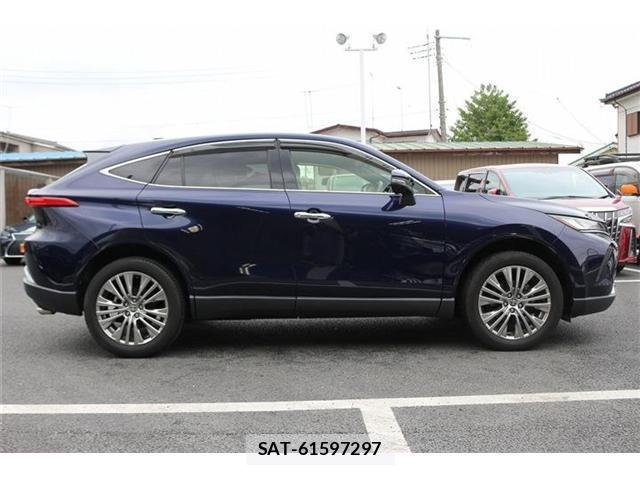 Toyota HARRIER 2021-06 8812802-8
