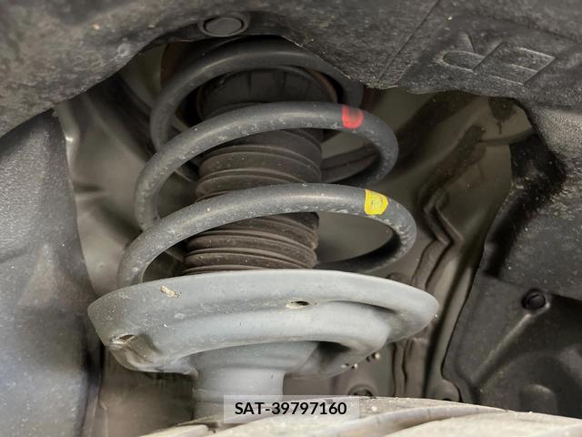 Toyota HARRIER 2024-03 8812930-19