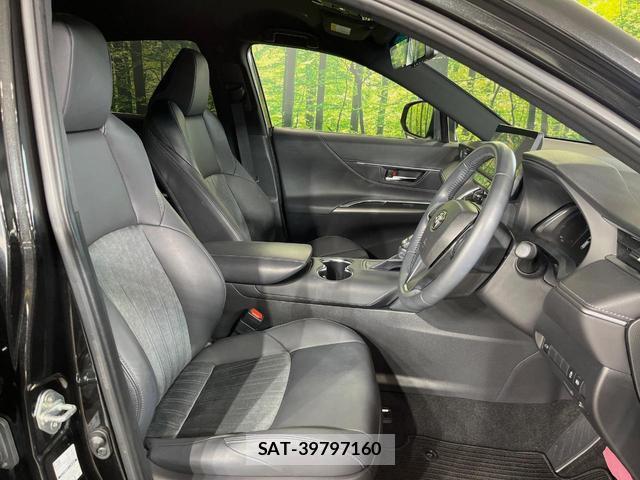 Toyota HARRIER 2024-03 8812930-7