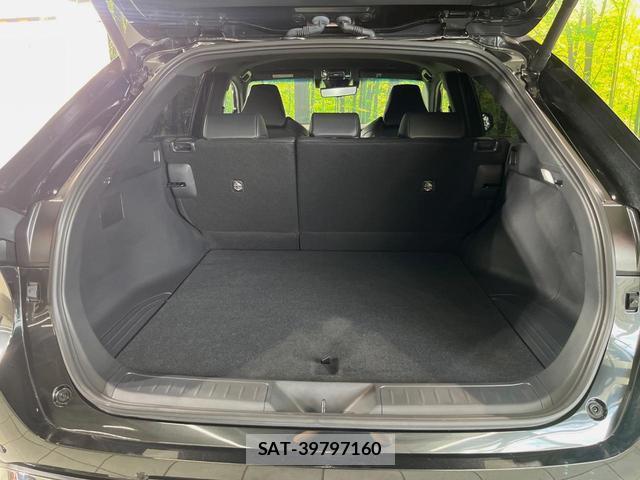 Toyota HARRIER 2024-03 8812930-9