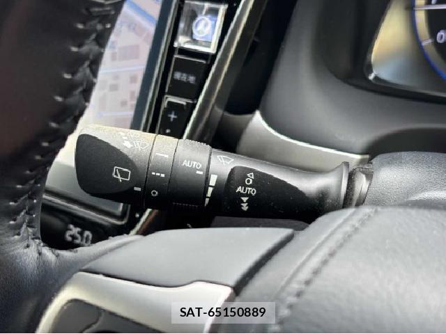 Toyota HARRIER 2018-06 8813082-17