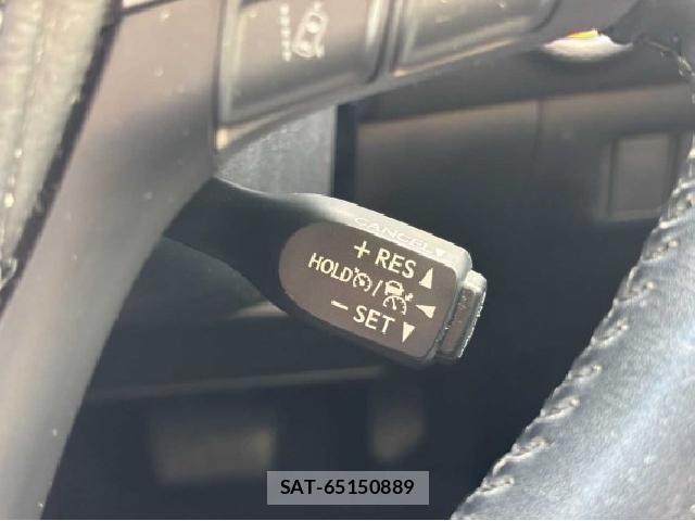 Toyota HARRIER 2018-06 8813082-18