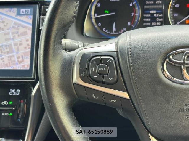 Toyota HARRIER 2018-06 8813082-6