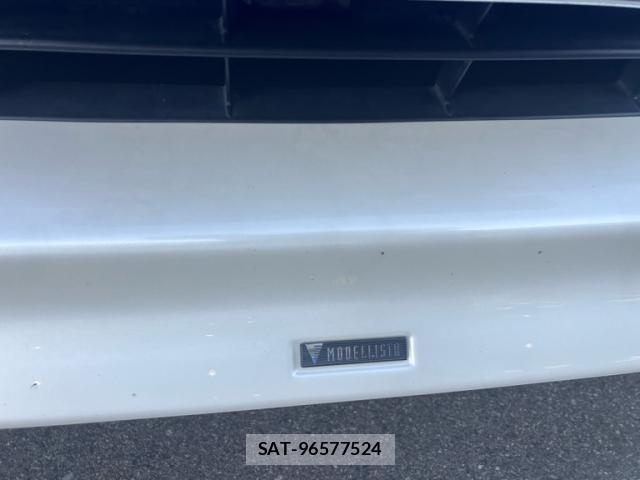 Toyota HARRIER 2014-09 8813333-12
