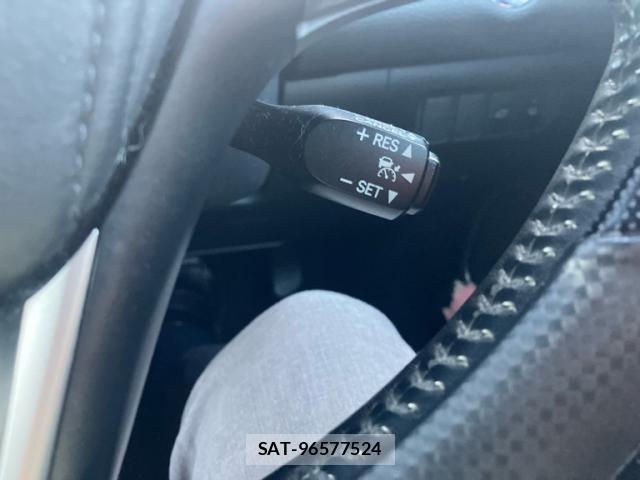 Toyota HARRIER 2014-09 8813333-14