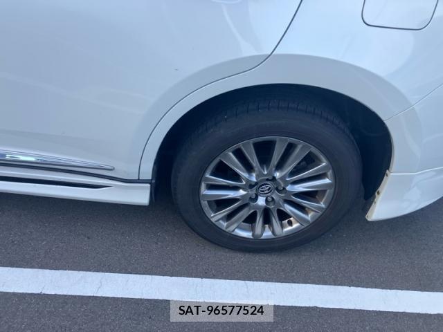 Toyota HARRIER 2014-09 8813333-4
