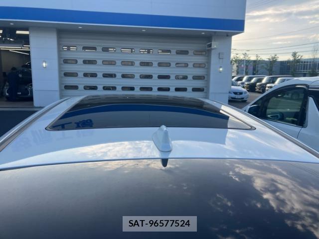 Toyota HARRIER 2014-09 8813333-5