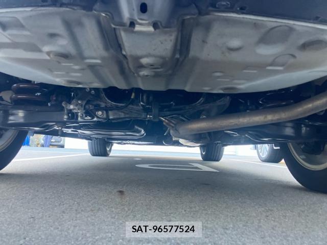 Toyota HARRIER 2014-09 8813333-6