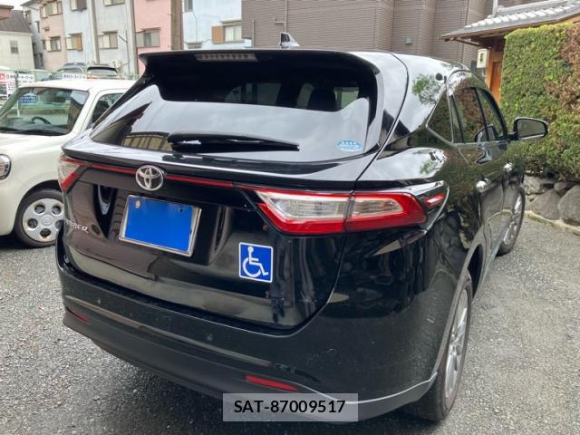 Toyota HARRIER 2019-01 8813348-1