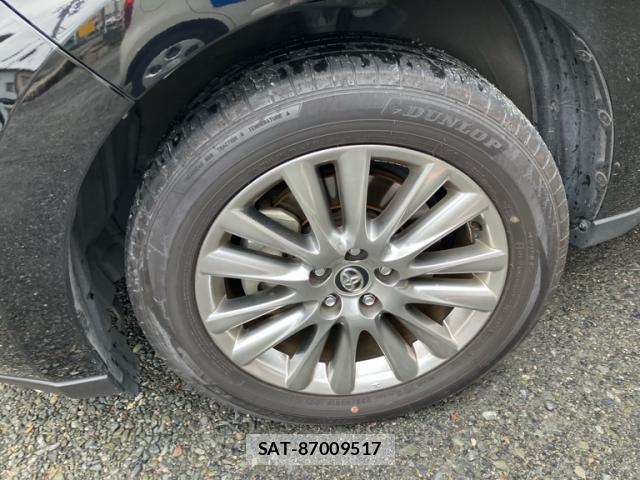 Toyota HARRIER 2019-01 8813348-13