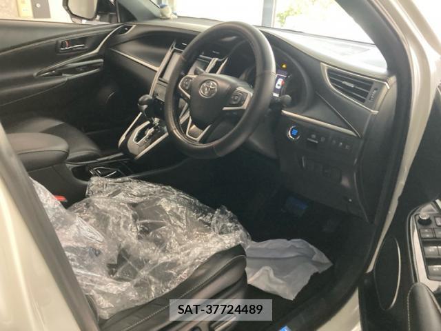 Toyota HARRIER 2017-11 8813366-6