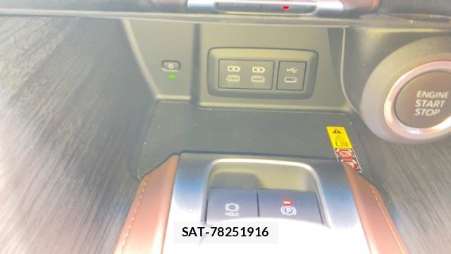 Toyota HARRIER 2023-09 8813514-15