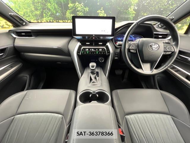 Toyota HARRIER 2024-10 8813710-1