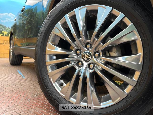 Toyota HARRIER 2024-10 8813710-12
