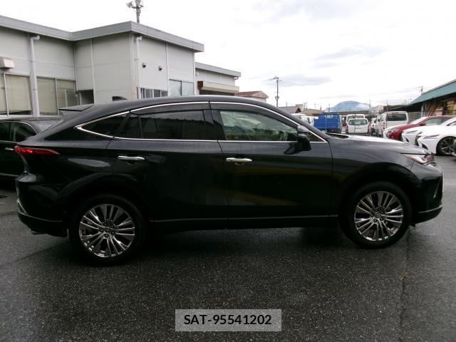 Toyota HARRIER 2020-07 8813890-3