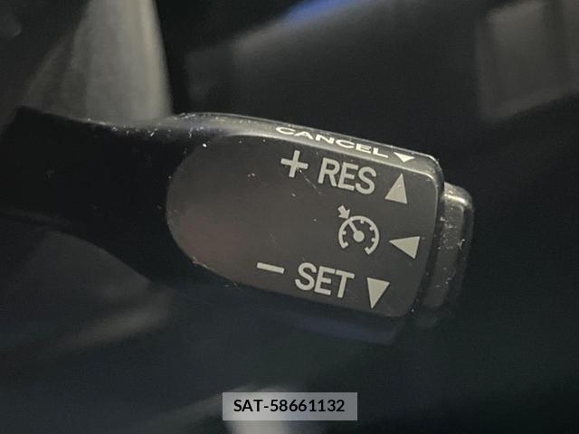 Toyota HARRIER 2015-09 8814040-5