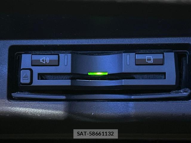 Toyota HARRIER 2015-09 8814040-6