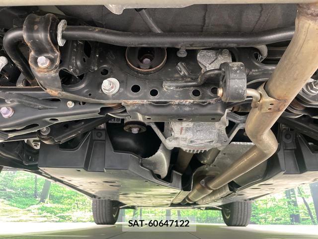 Toyota HARRIER 2022-05 8814399-18