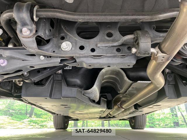 Toyota HARRIER 2021-02 8814400-18