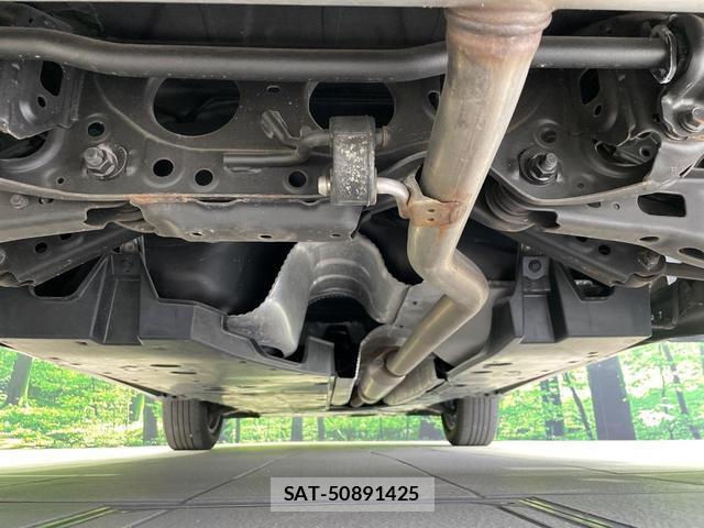 Toyota HARRIER 2021-05 8814405-18