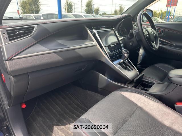 Toyota HARRIER 2017-06 8814527-11