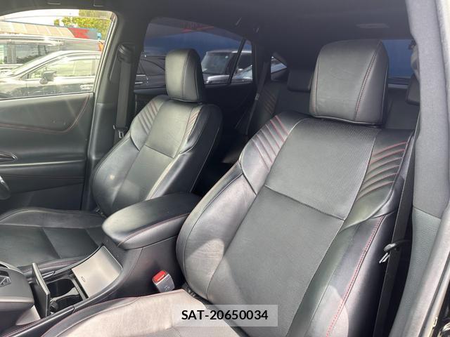 Toyota HARRIER 2017-06 8814527-12