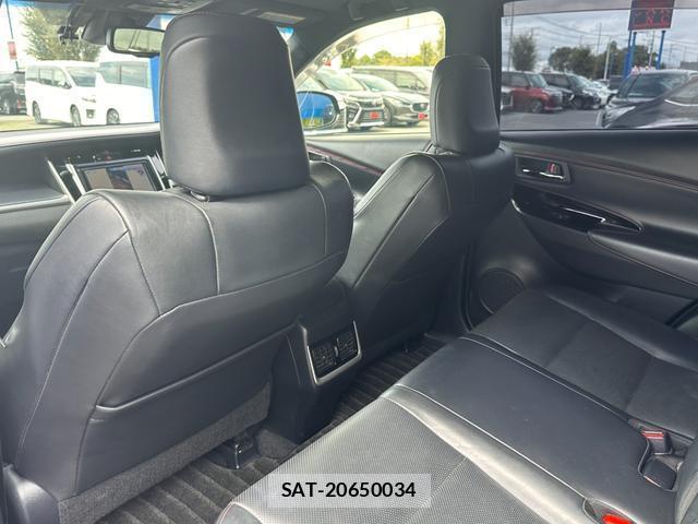 Toyota HARRIER 2017-06 8814527-14