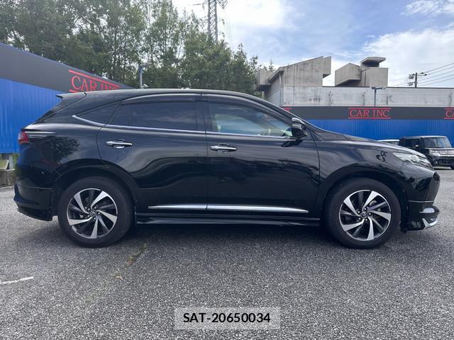 Toyota HARRIER 2017-06 8814527-4
