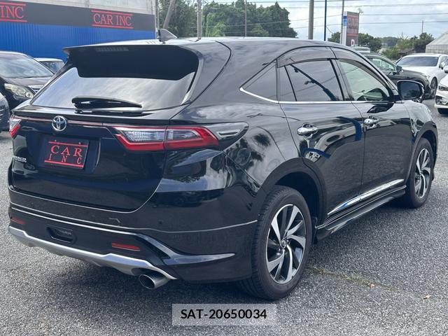 Toyota HARRIER 2017-06 8814527-5