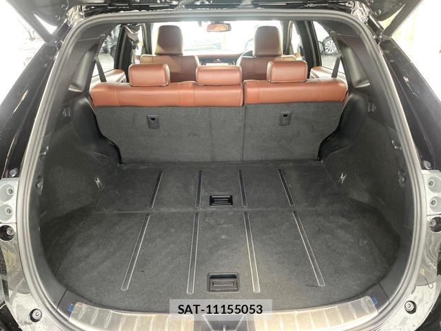 Toyota HARRIER 2018-04 8814635-9