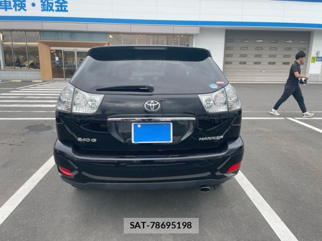 Toyota HARRIER 2012-05 8814912-13
