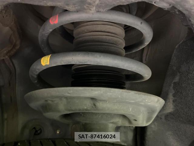 Toyota HARRIER 2020-09 8815031-19