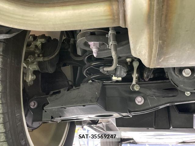 Toyota HARRIER 2021-01 8815891-19