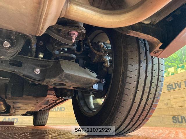 Toyota HARRIER 2021-12 8815901-19