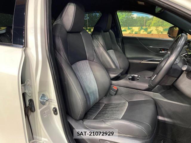 Toyota HARRIER 2021-12 8815901-7