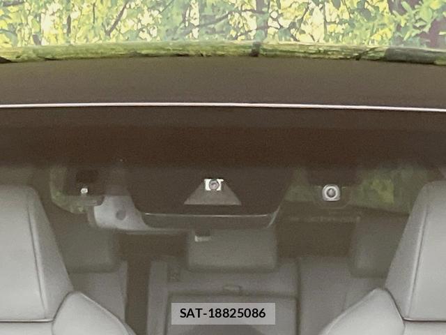 Toyota HARRIER 2021-03 8815923-5
