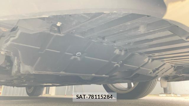 Toyota HARRIER 2015-11 8816294-11