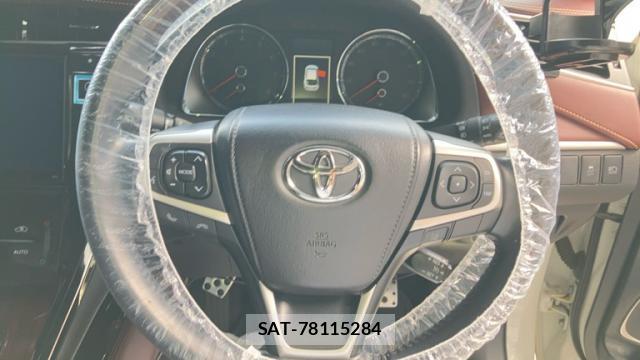 Toyota HARRIER 2015-11 8816294-18